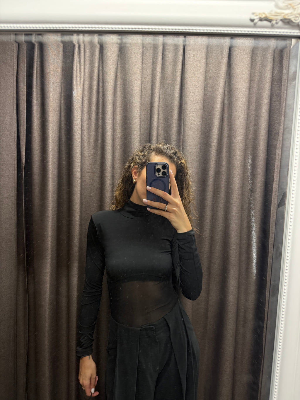 Body collo alto
