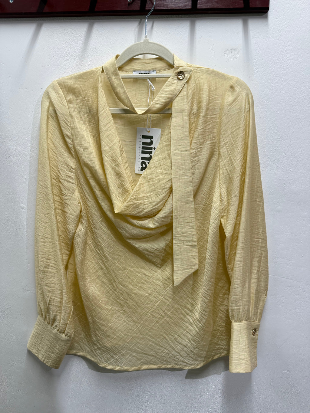 Blusa tinta unita