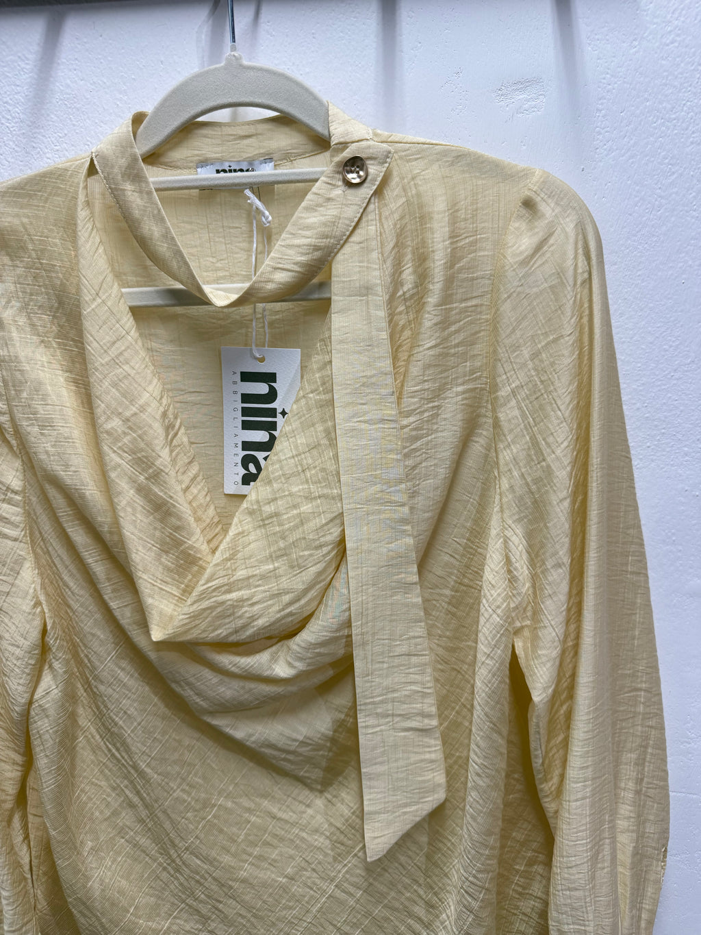 Blusa tinta unita