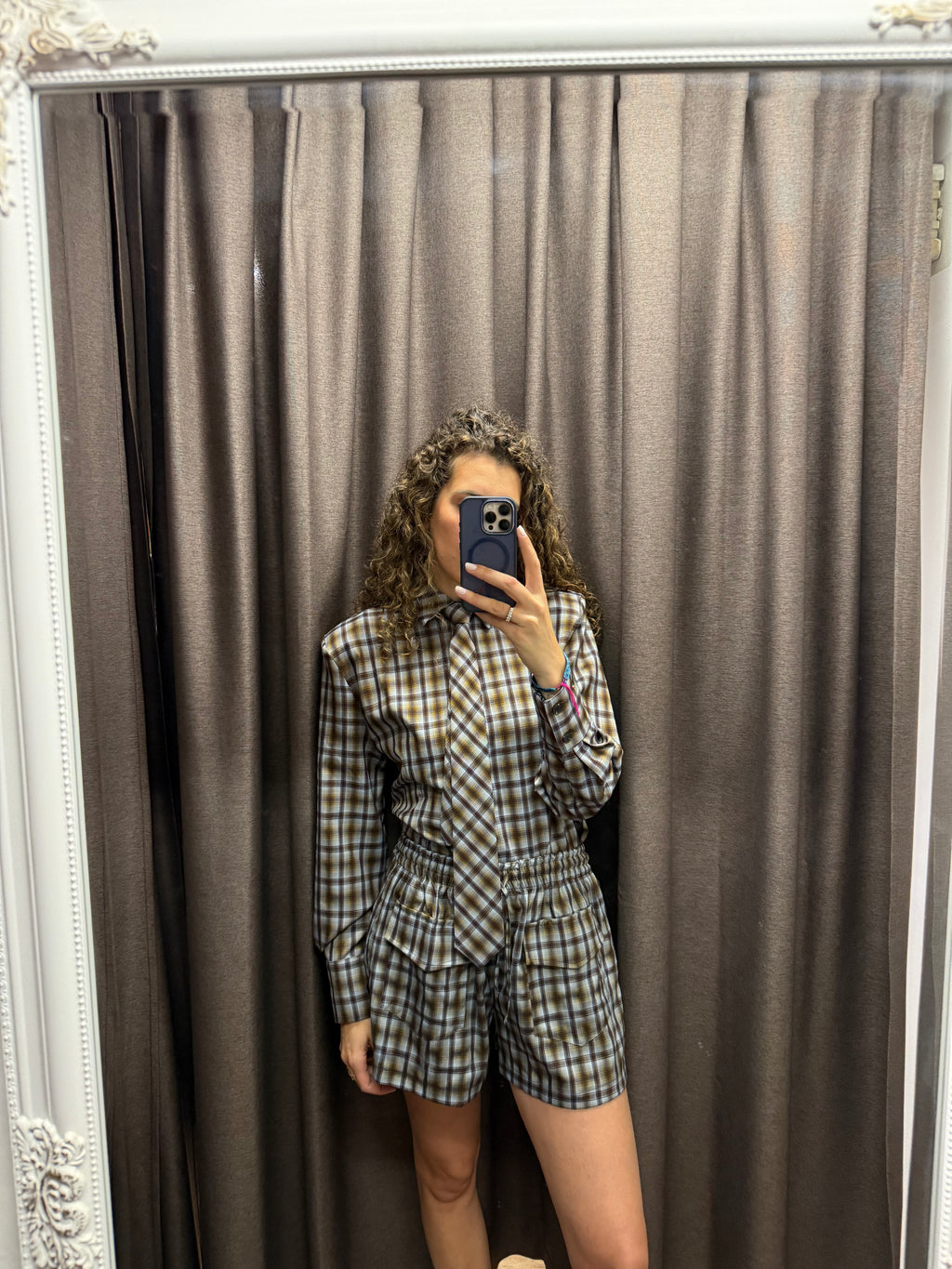 Camicia con cravatta