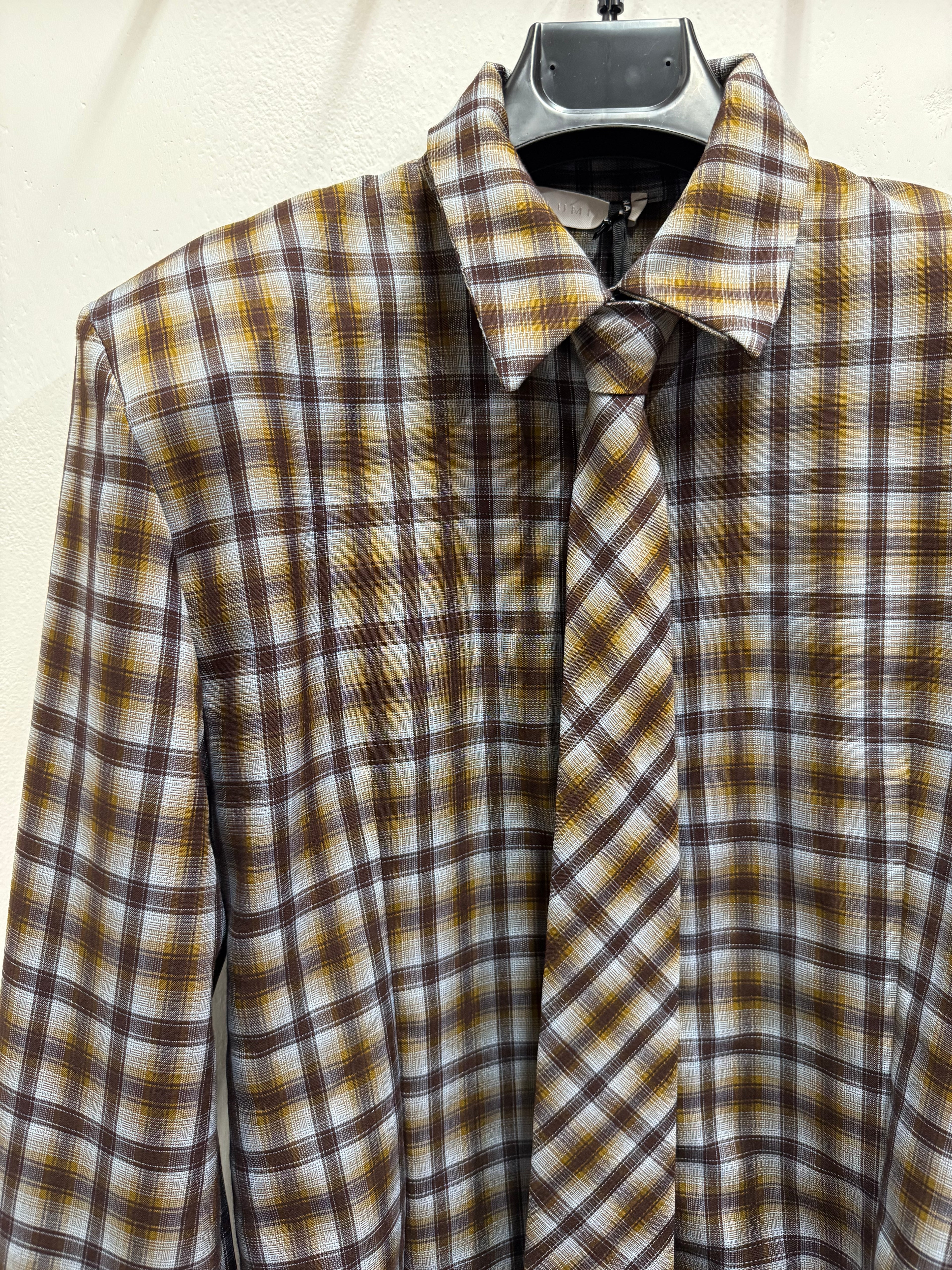Camicia con cravatta