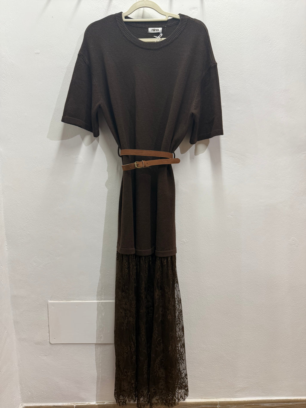 Vestito in maglia con pizzo