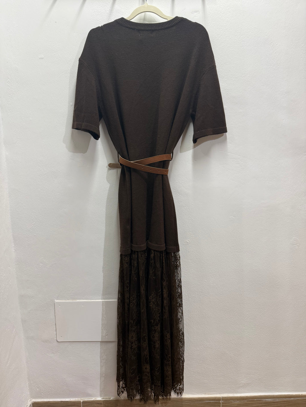 Vestito in maglia con pizzo