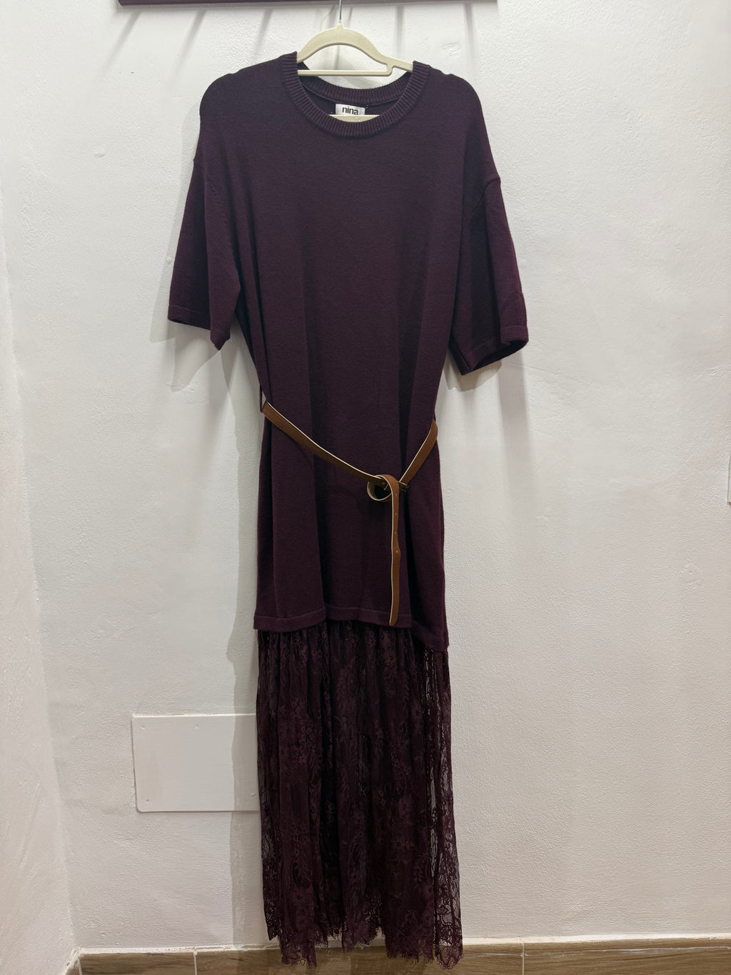 Vestito in maglia con pizzo