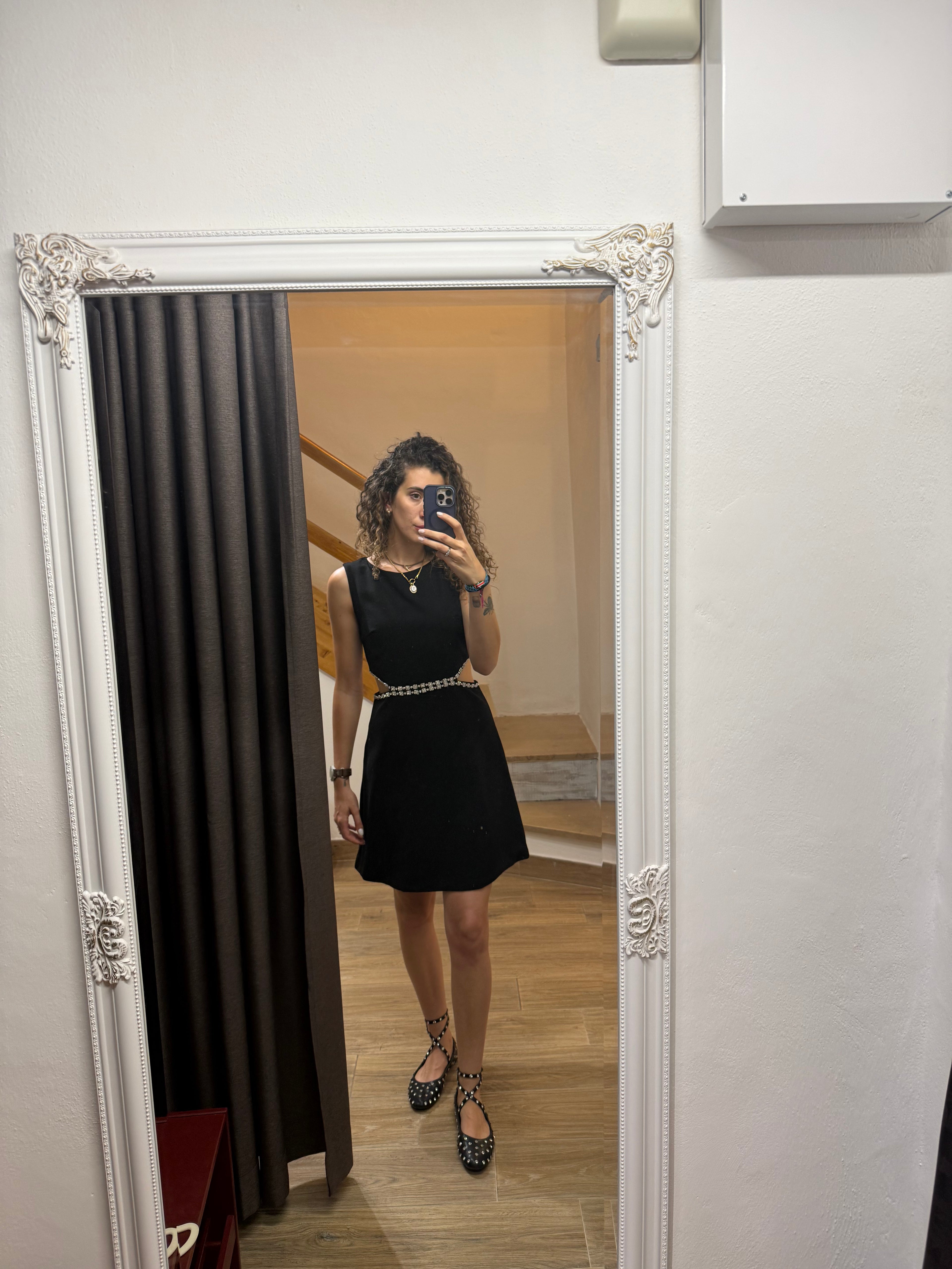 Abitino con cut-out