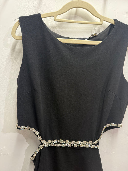 Abitino con cut-out