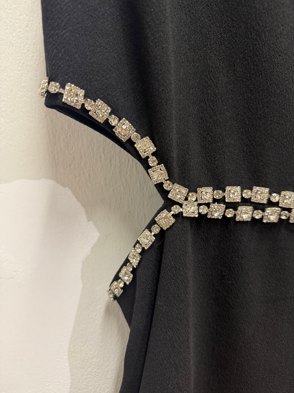 Abitino con cut-out